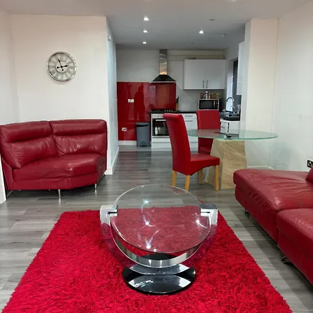 Cheerful 2 Bedroom Bungalow Fully Furnished Bradenham  Exterior photo