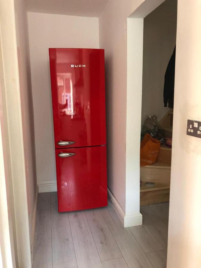 Holiday home Cheerful 2 Bedroom Fully Furnished