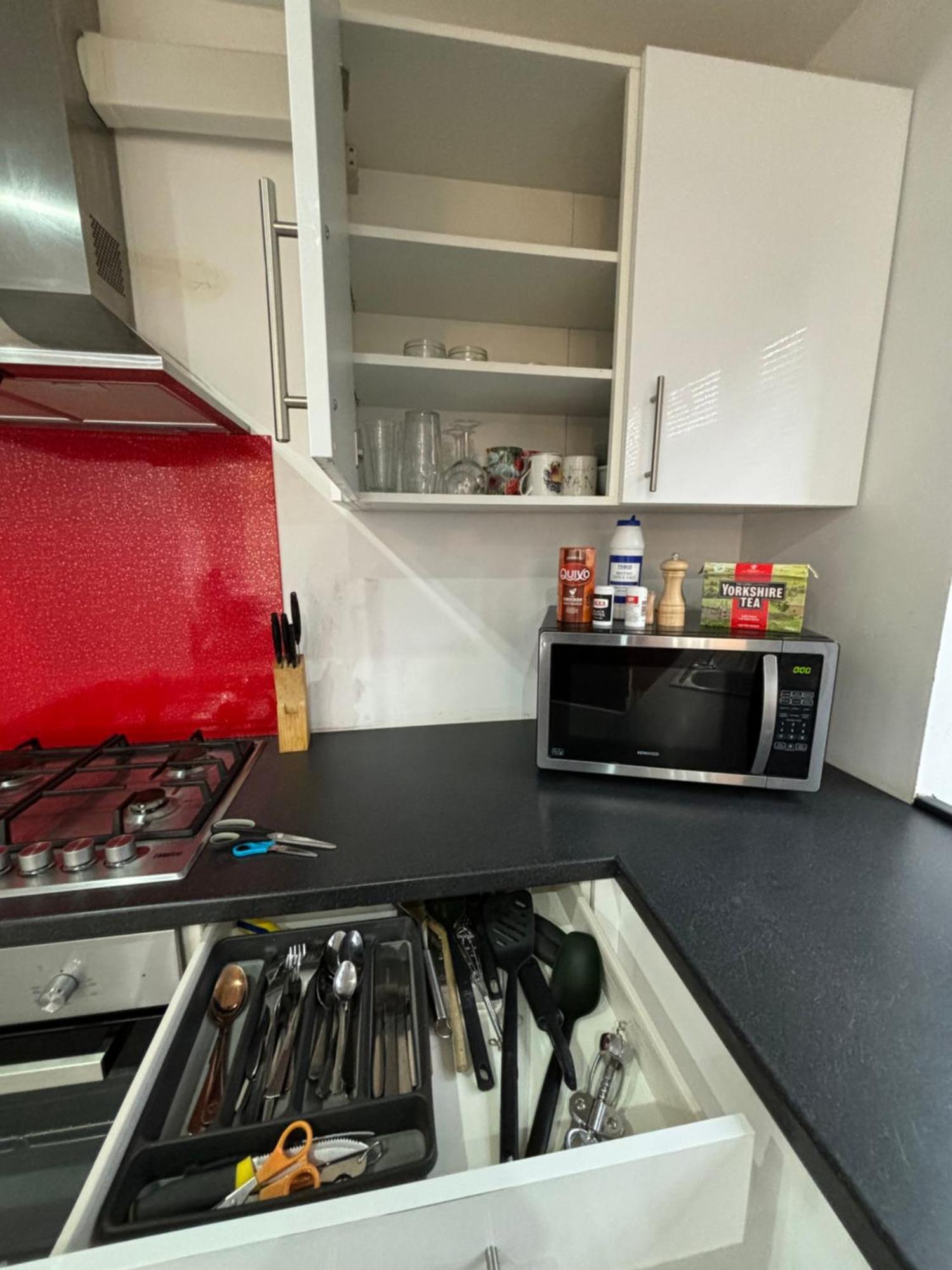 Cheerful 2 Bedroom Fully Furnished Holiday home Bradenham (Buckinghamshire)